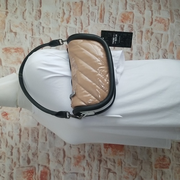 New Think Royln Alpine Quilted Crossbody Bag - Picture 2 of 12